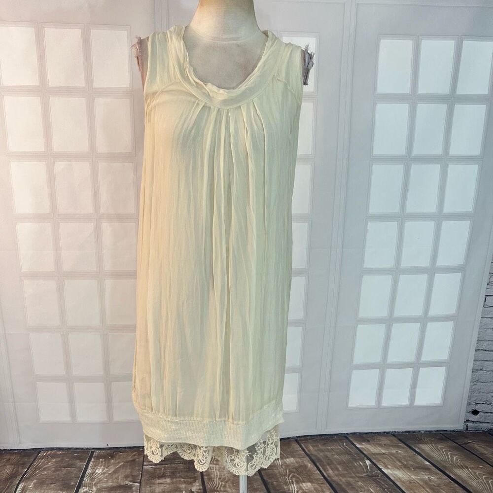 Baci Cream Silk Layered Sequin Lace Trim Pleated Sleeveless Dress Size Small